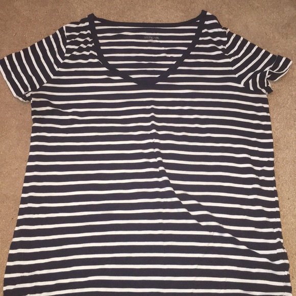 Merona Tops - Short sleeve tee (1 left in stock)